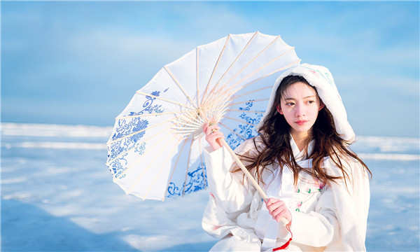 瑞金试管代怀生子多少钱一个？助孕之路的费用分析与方案选择